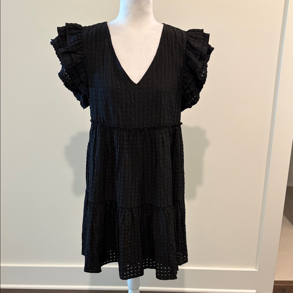 Black V-Neck Ruffled Sleeve Dress - Women